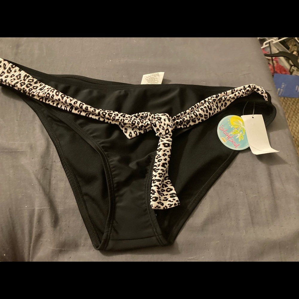 Black Cheetah/leopard bathing suit bottoms